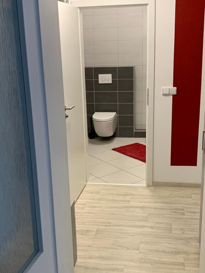 Kelleruv Mlyn - Apartman S Vlastni Garazi, Znojmo Centrum Exteriör bild